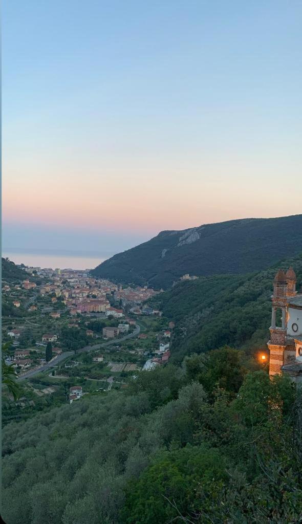 Hotel Ca Degli Ulivi Finale Ligure Habitación foto